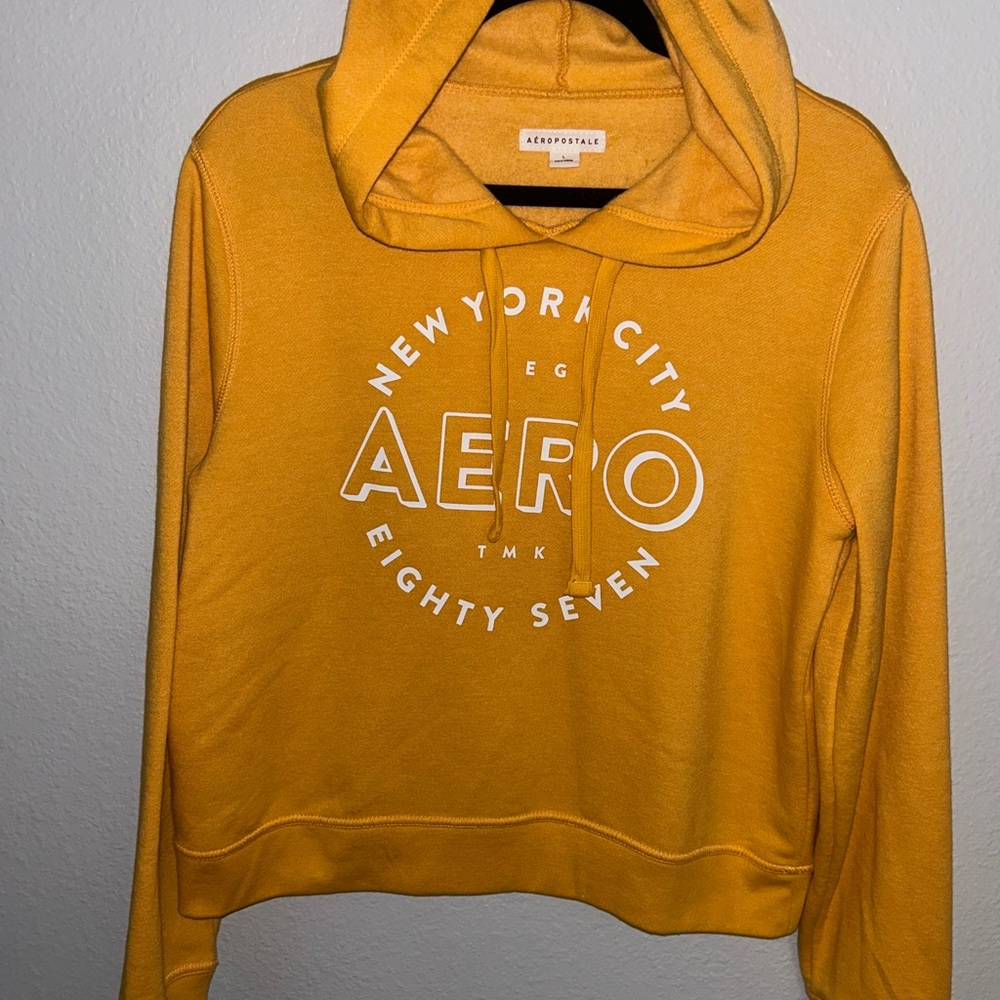 Aeropostale Yellow and White Cropped Hoodie